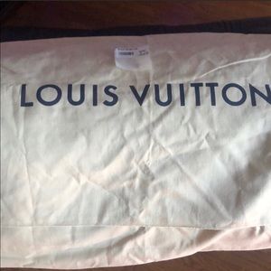 🎁Authentic Louis Vuitton dustbag🎁